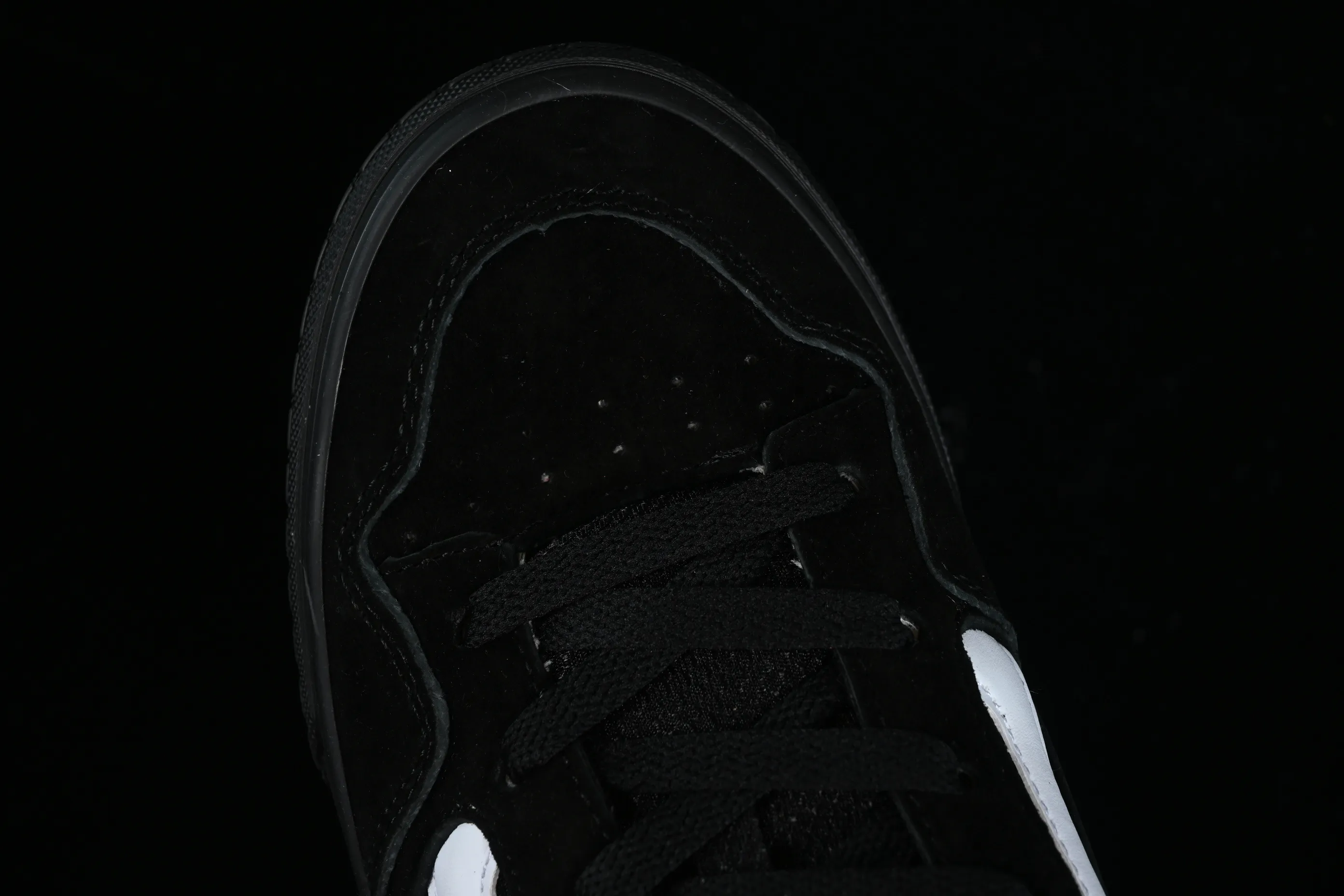 All categories Vans Vans series Vans Low Vans low-top Vans Caldrone Vans official Black Warrior American retro casual skateboard shoes VN0007P9BA2